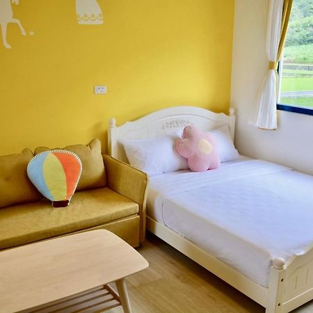 Blue And White Style Holiday B&B Guanshan Buitenkant foto